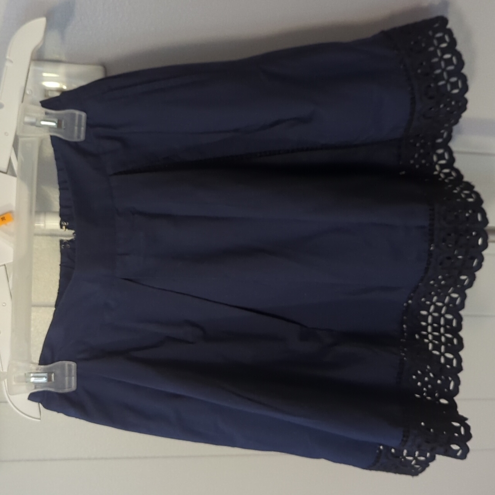 Vineyard Vines navy skirt